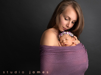Maternity Photographer Okotoks